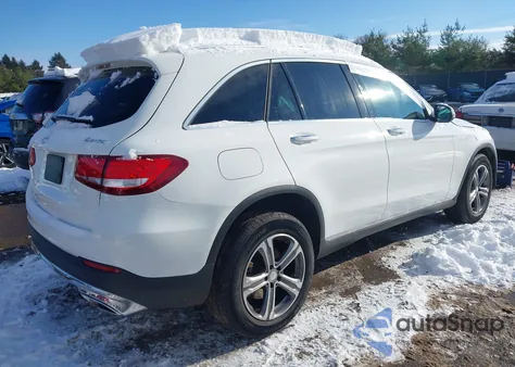 2016 Mercedes-Benz Glc 300 4Matic from USA, damaged, VIN WDC0G4KB0GF086428